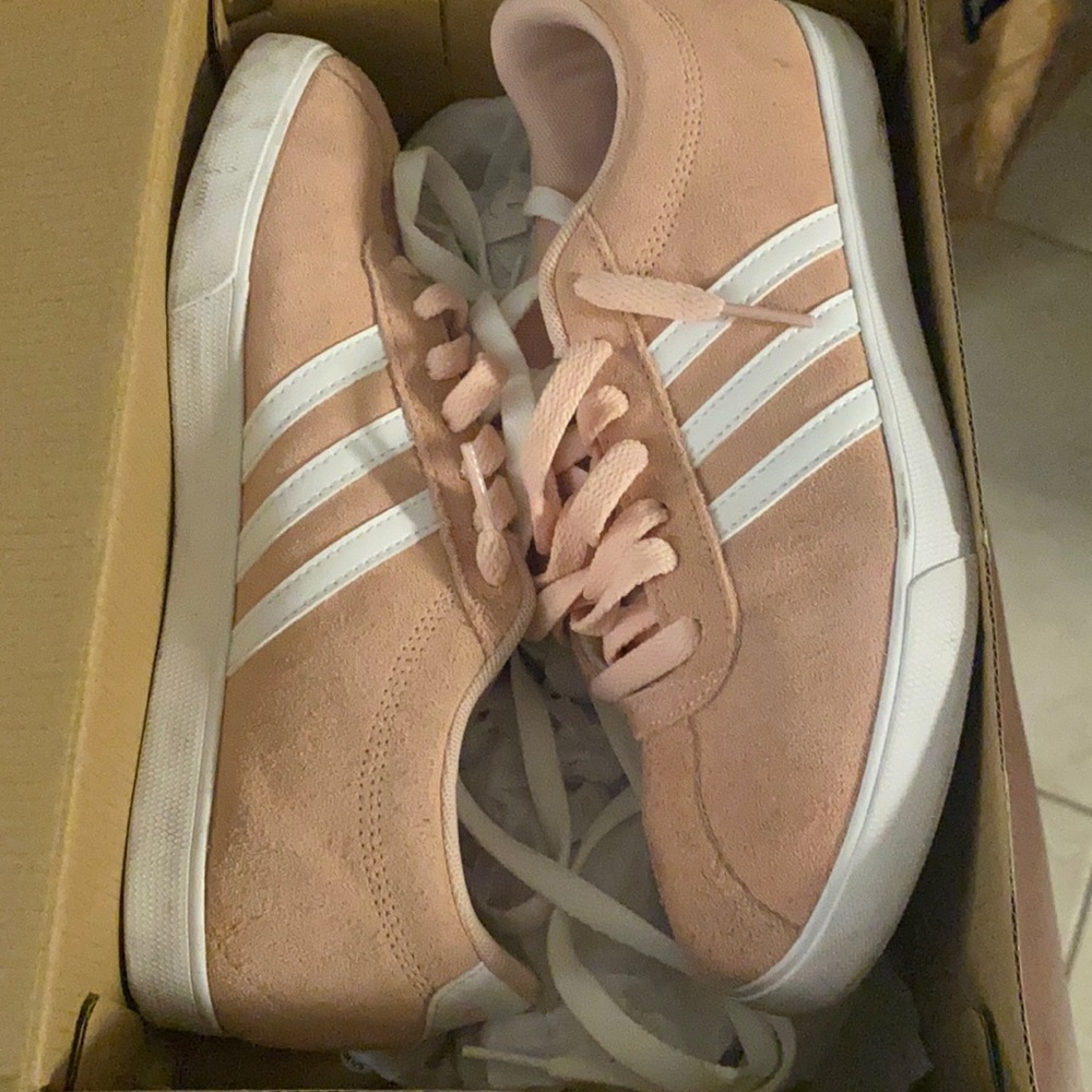 Adidas Neo
